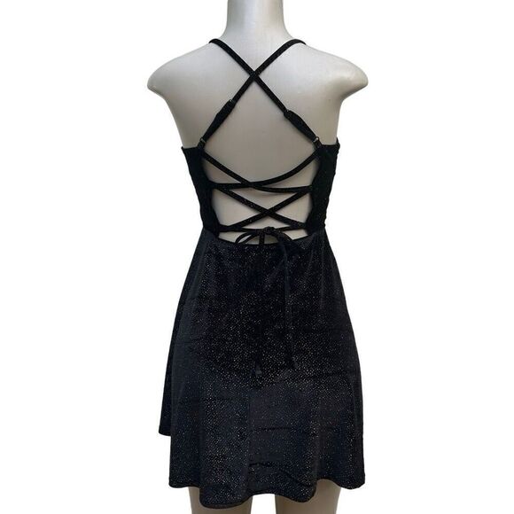 Love Squared Fit & Flare Cocktail Dress Womens Medium Black Strappy Back Sparkly - Picture 8 of 16
